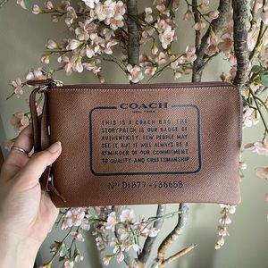 COACH Storypatch clutch, wristlet